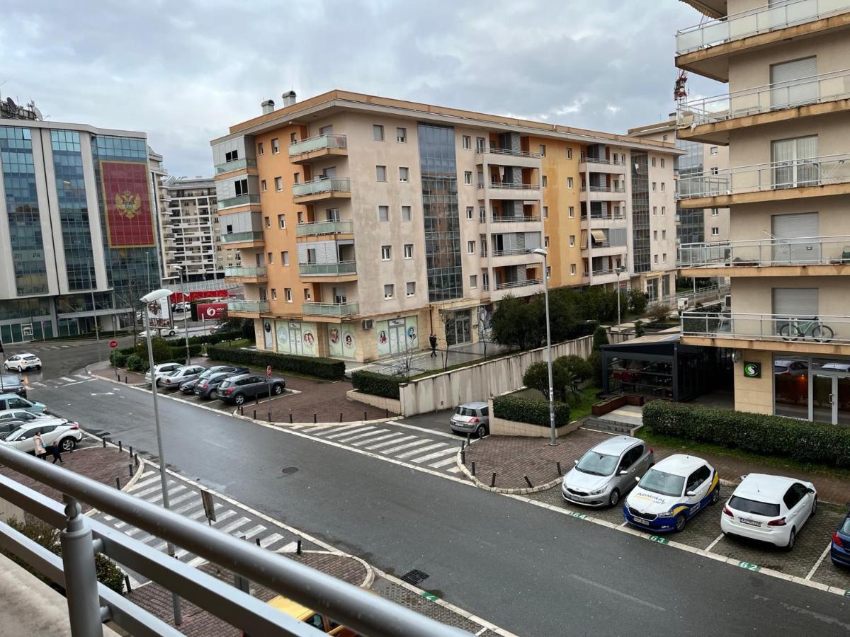 Lovely Apartment With The Parking Place Podgorica Exteriör bild
